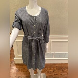 Elegant Gray Button-Down Dress